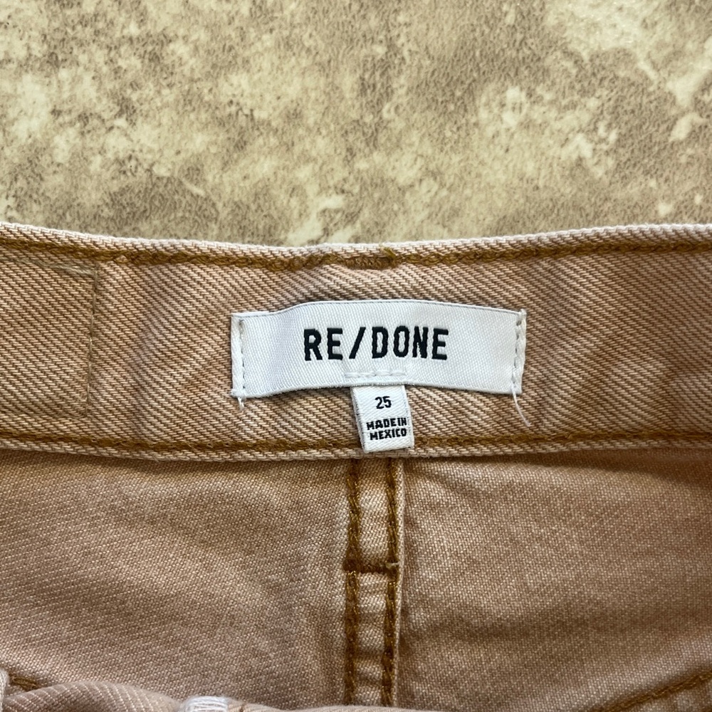 Re/Done Women's Tan Frayed Jean Shorts - Picture 4 of 4